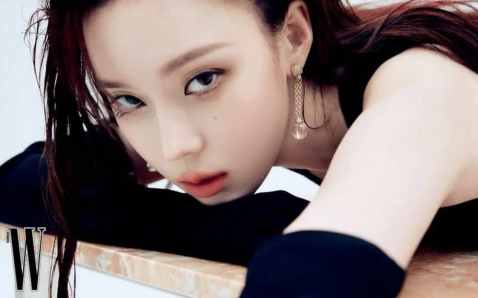 (aespa) WINTER @ W Korea May 2025