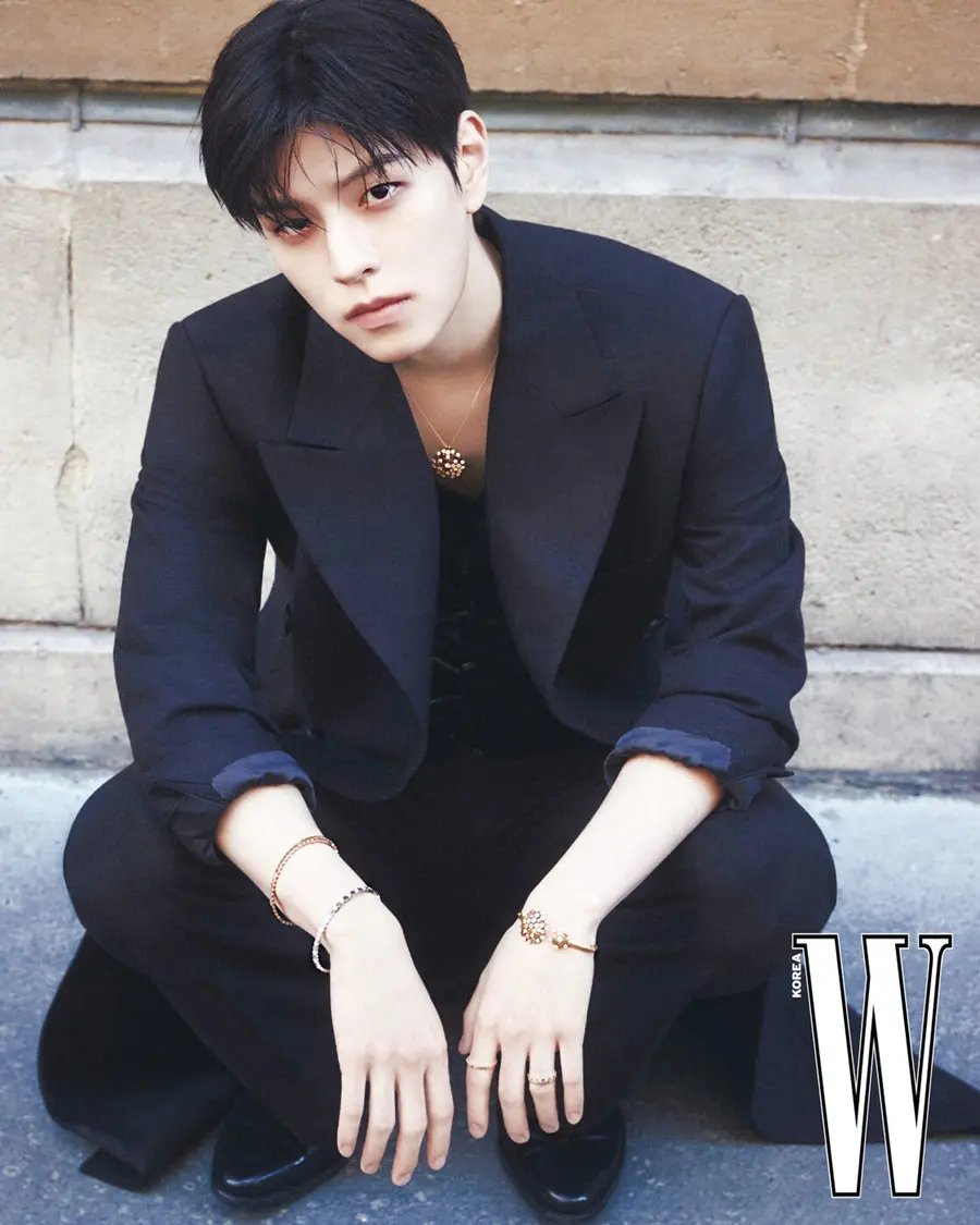 (Stray Kids) Seungmin @ W Korea May 2025