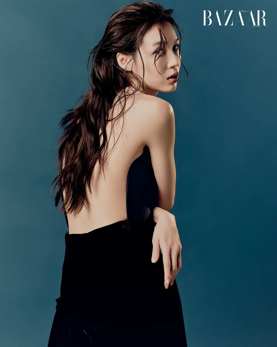 มิ้ลค์-พรรษา & เลิฟ-ภัทรานิษฐ์ @ Harper's BAZAAR Singapore April 2025