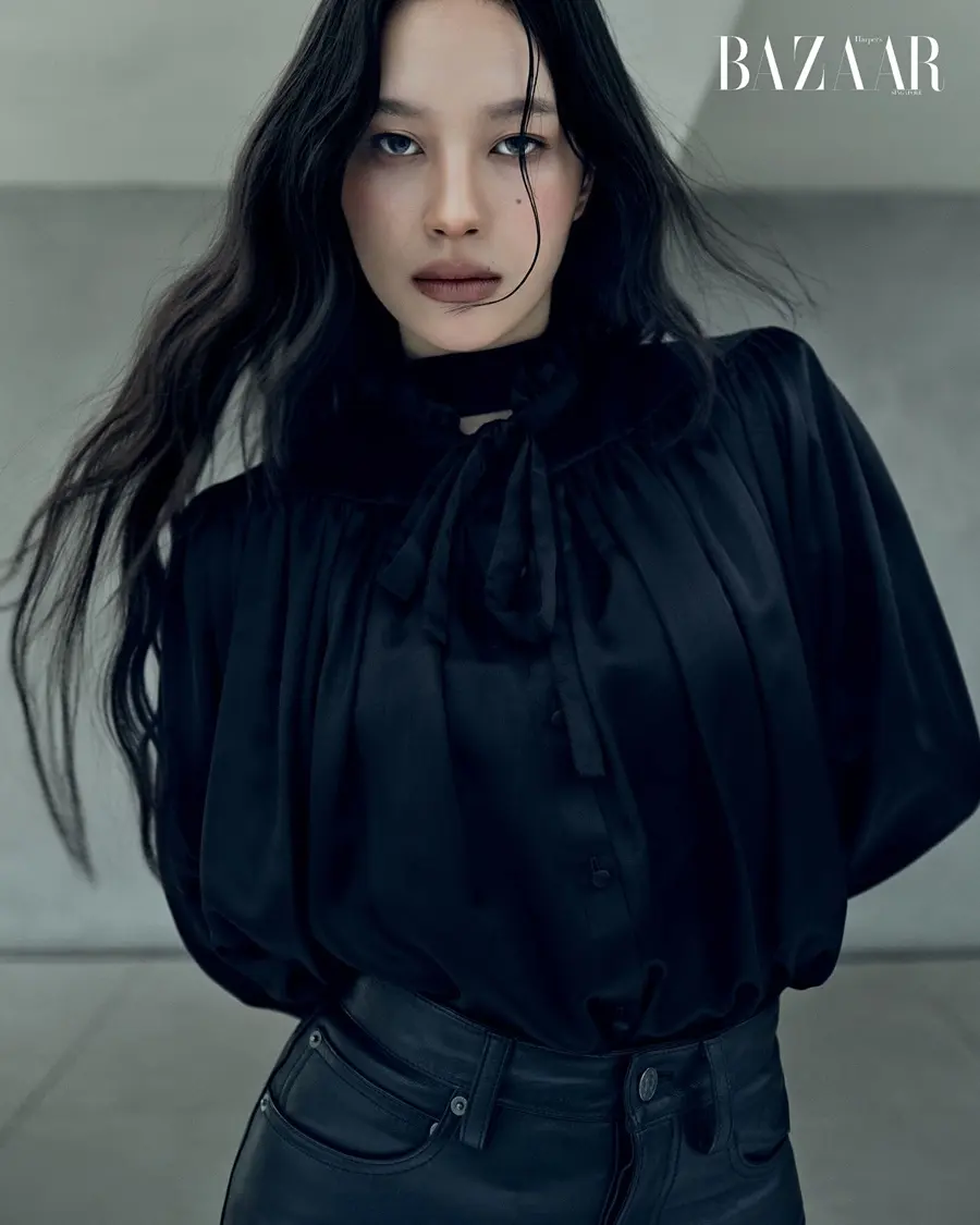 มิ้ลค์-พรรษา & เลิฟ-ภัทรานิษฐ์ @ Harper's BAZAAR Singapore April 2025