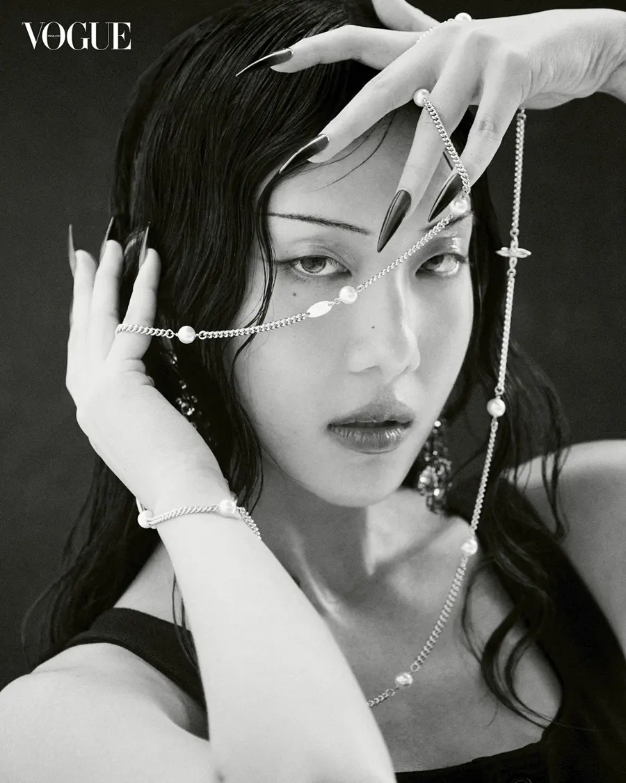 โจริญ คัมภีรพันธุ์ @ VOGUE Thailand April 2025