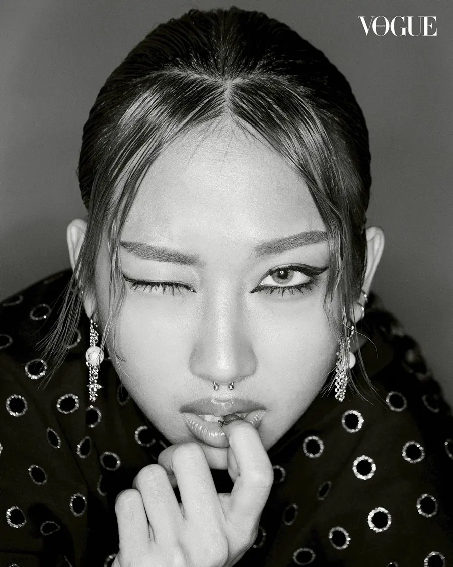 มิลลิ-ดนุภา @ VOGUE Thailand April 2025