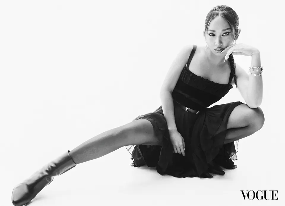 มิลลิ-ดนุภา @ VOGUE Thailand April 2025