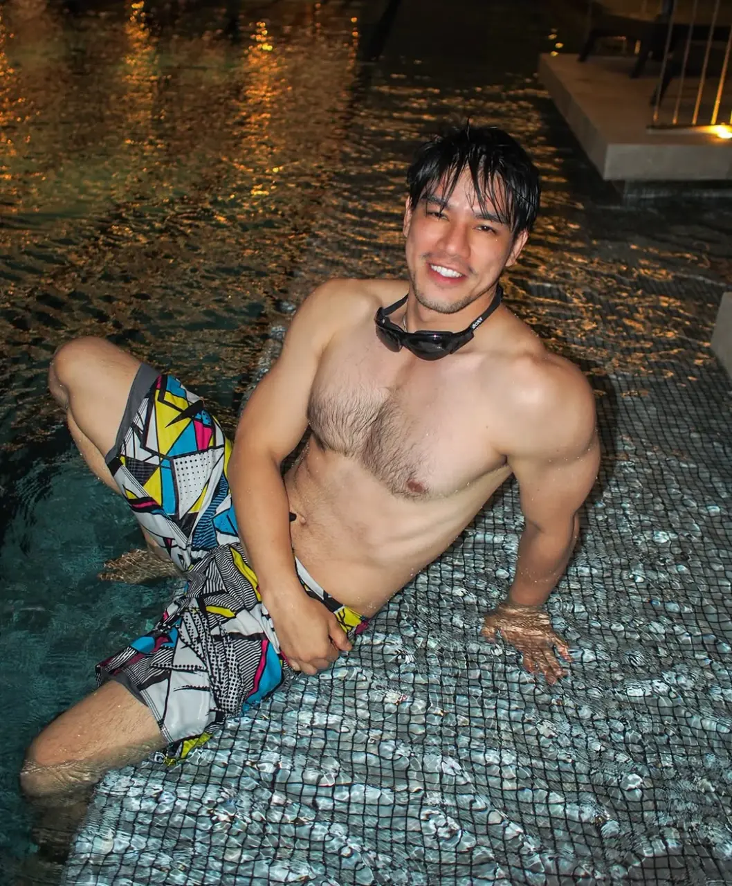 CHOREOGRAPHER : Worrawatchara Thippayacosai