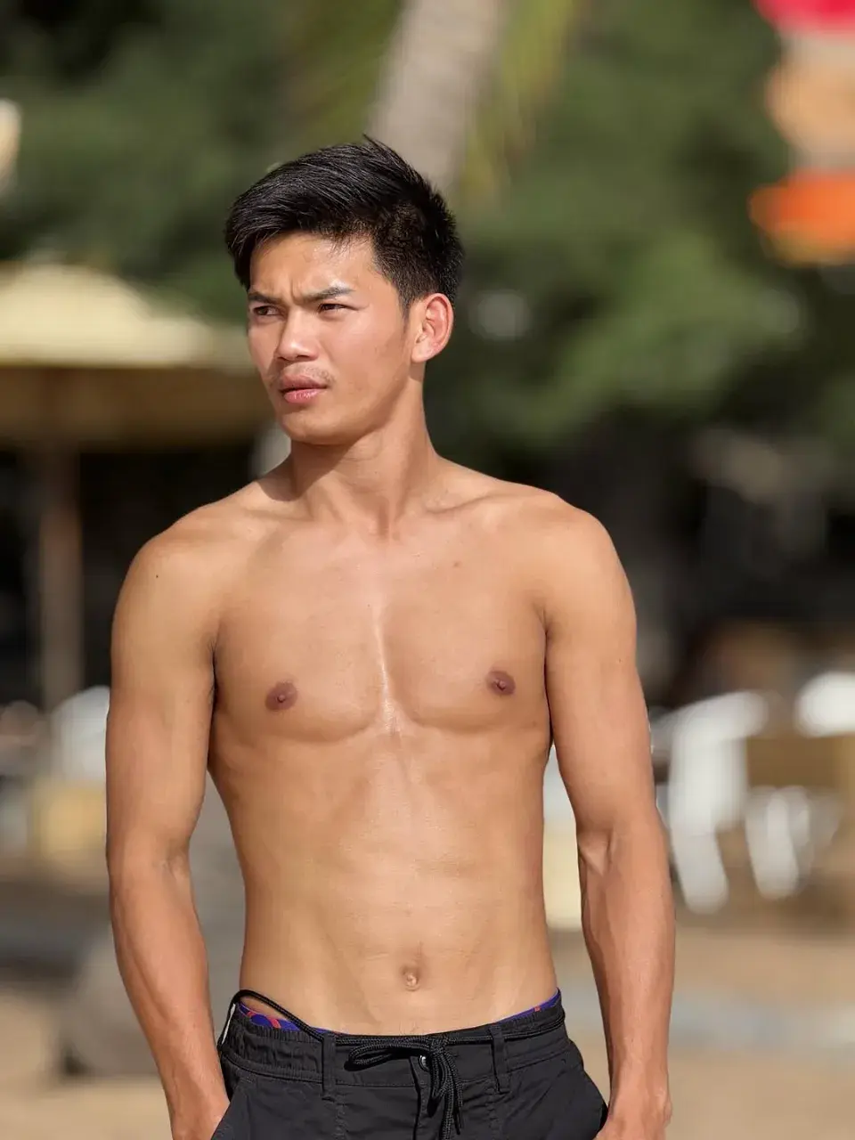 กรุ่นกลิ่นรัญจวน