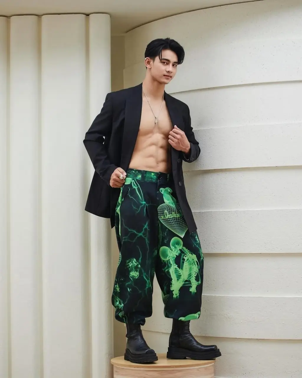 Model & Actor : P'peerapan Kamlan Athletes