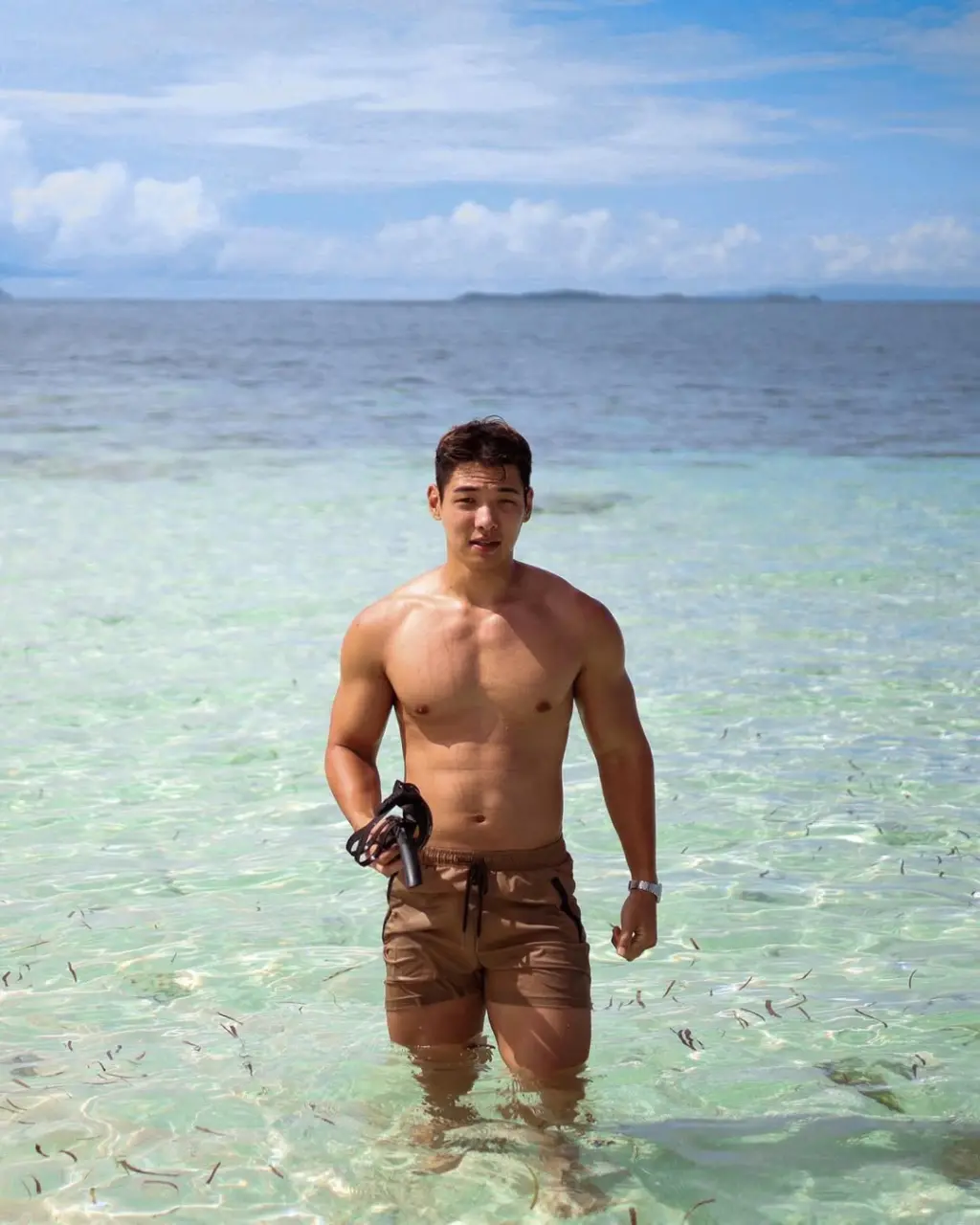 Cool and strong : 피처링 / no flex zone