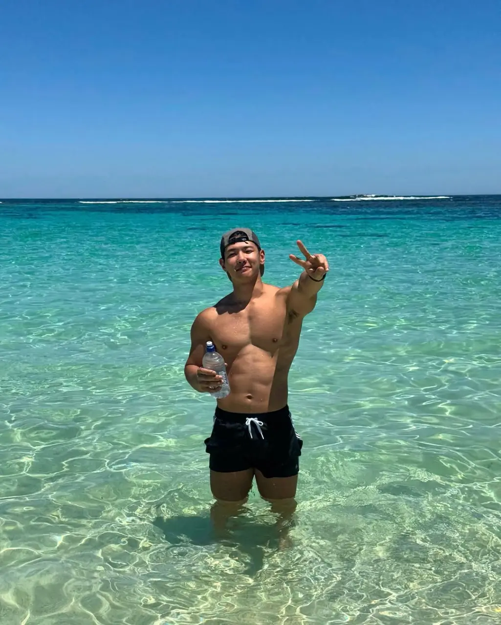 Cool and strong : 피처링 / no flex zone