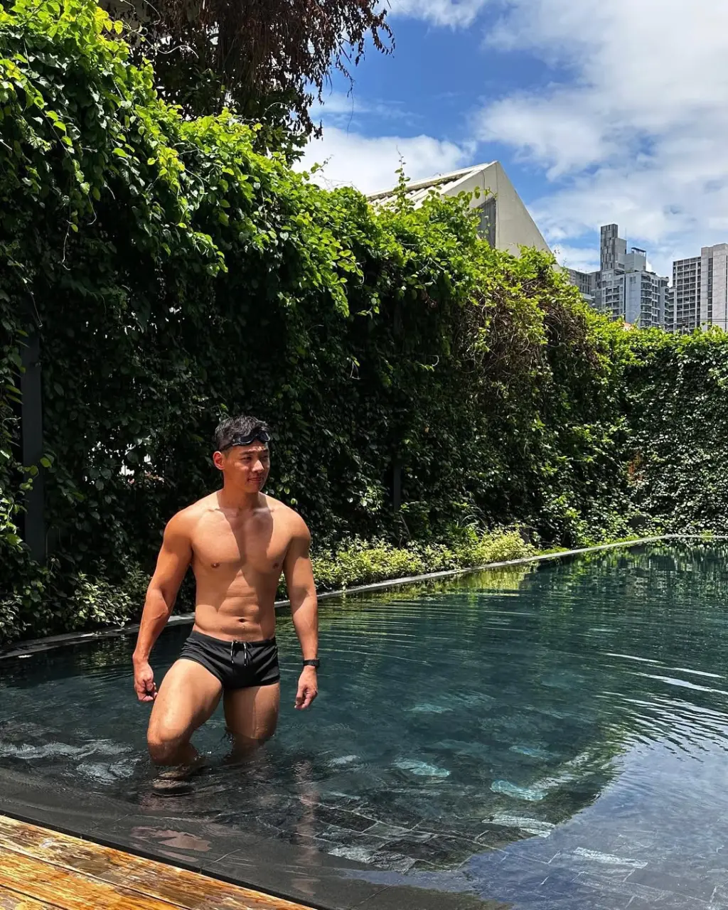 Cool and strong : 피처링 / no flex zone