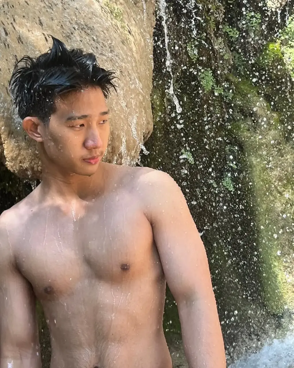 Cool and cute guy : Thanatthayus phutrakun