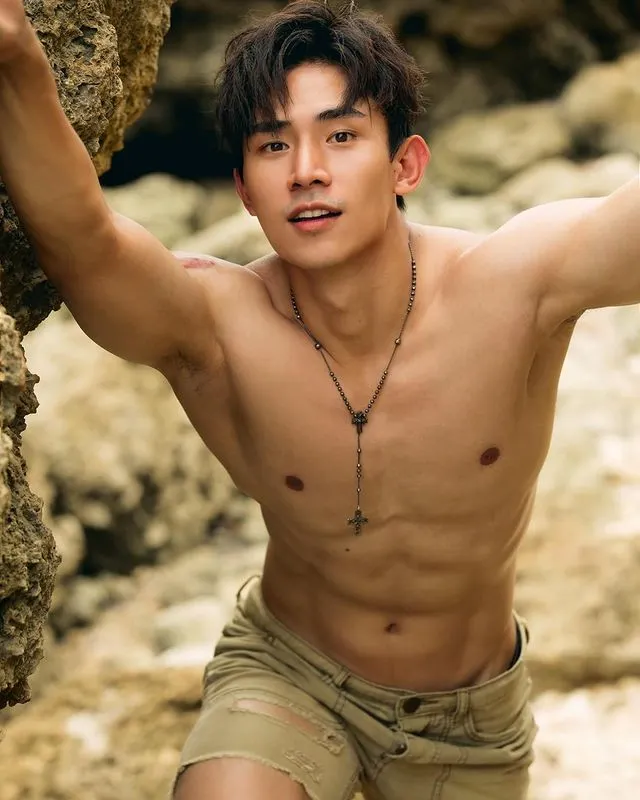 รักแร้เธอน่าซุก