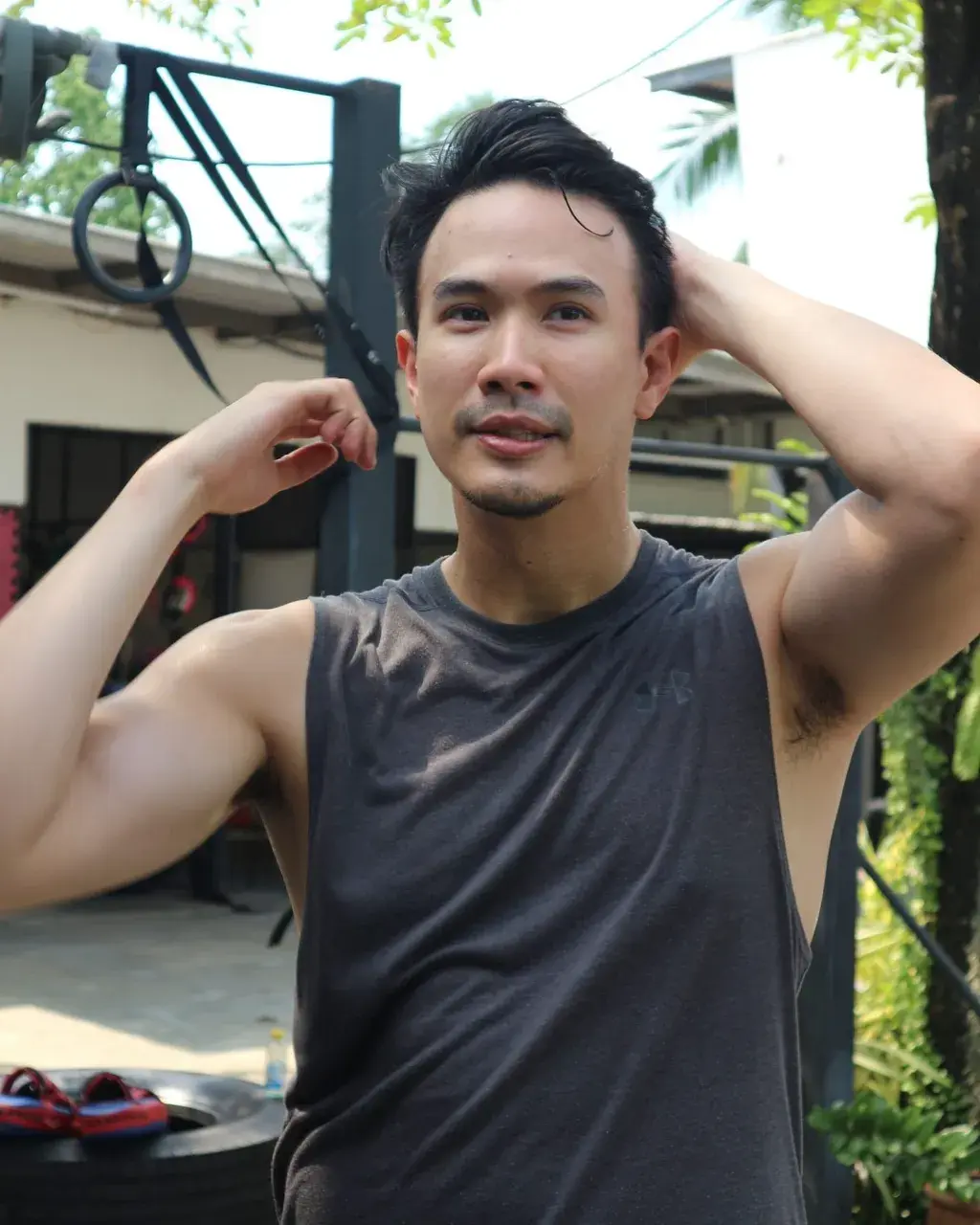 รักแร้เธอน่าซุก