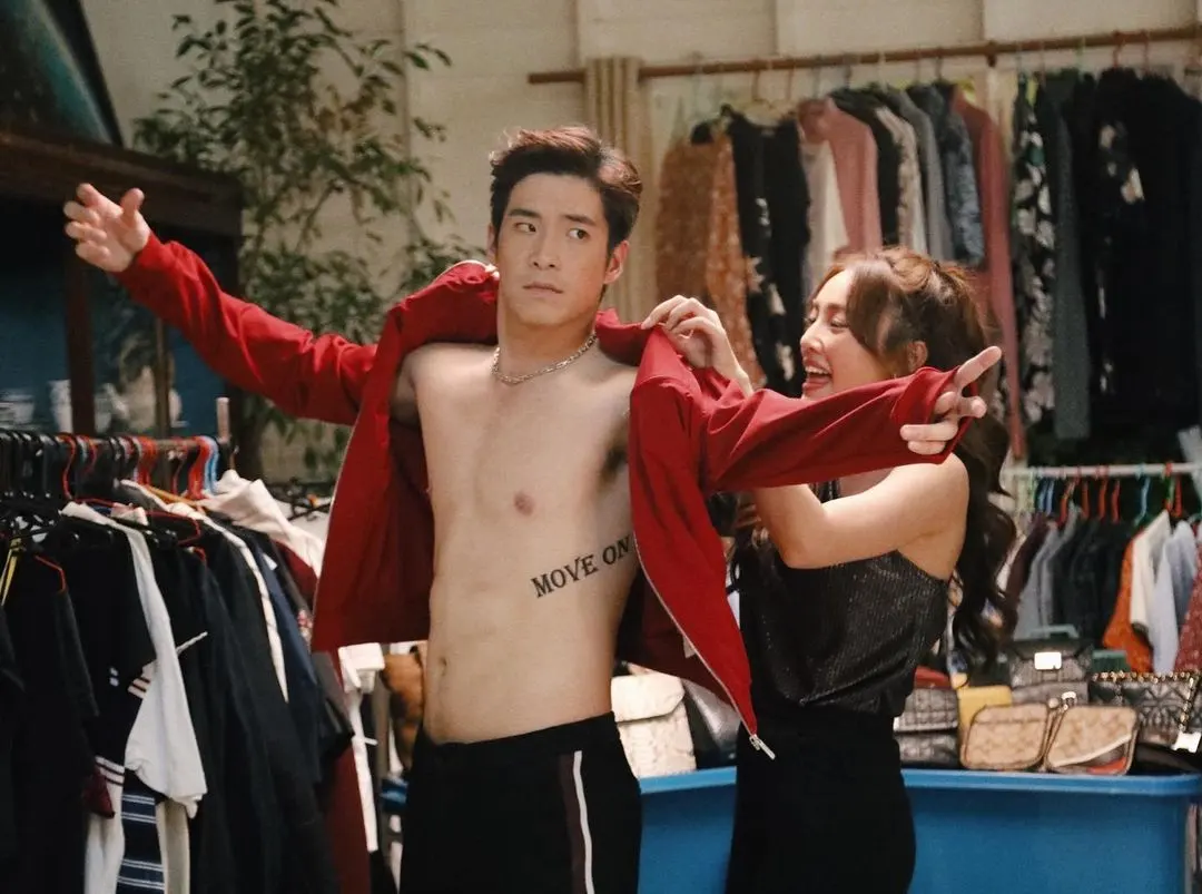 รักแร้เธอน่าซุก