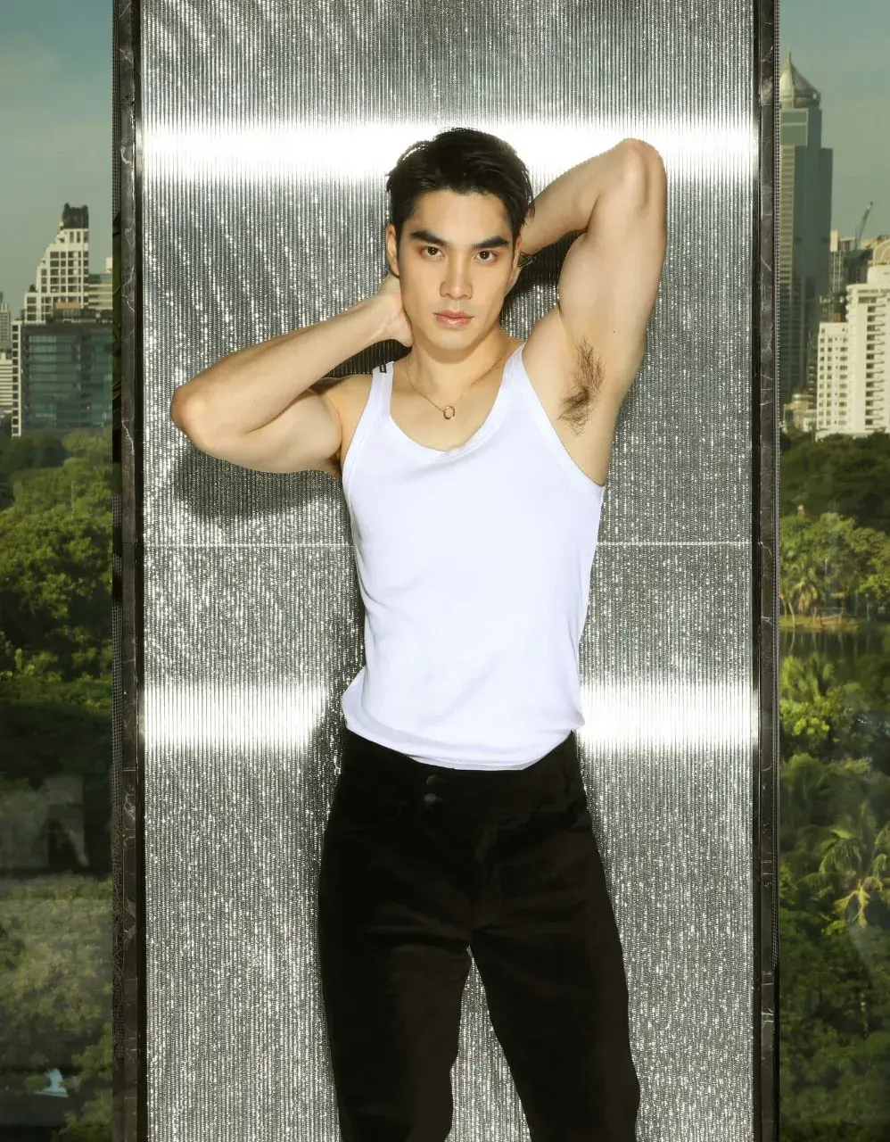 รักแร้เธอน่าซุก