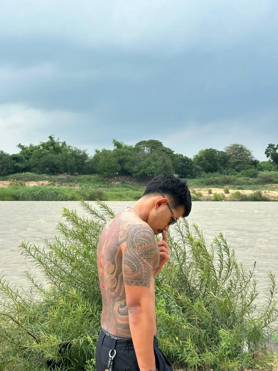 เข้มข้นล้นเอ่อ