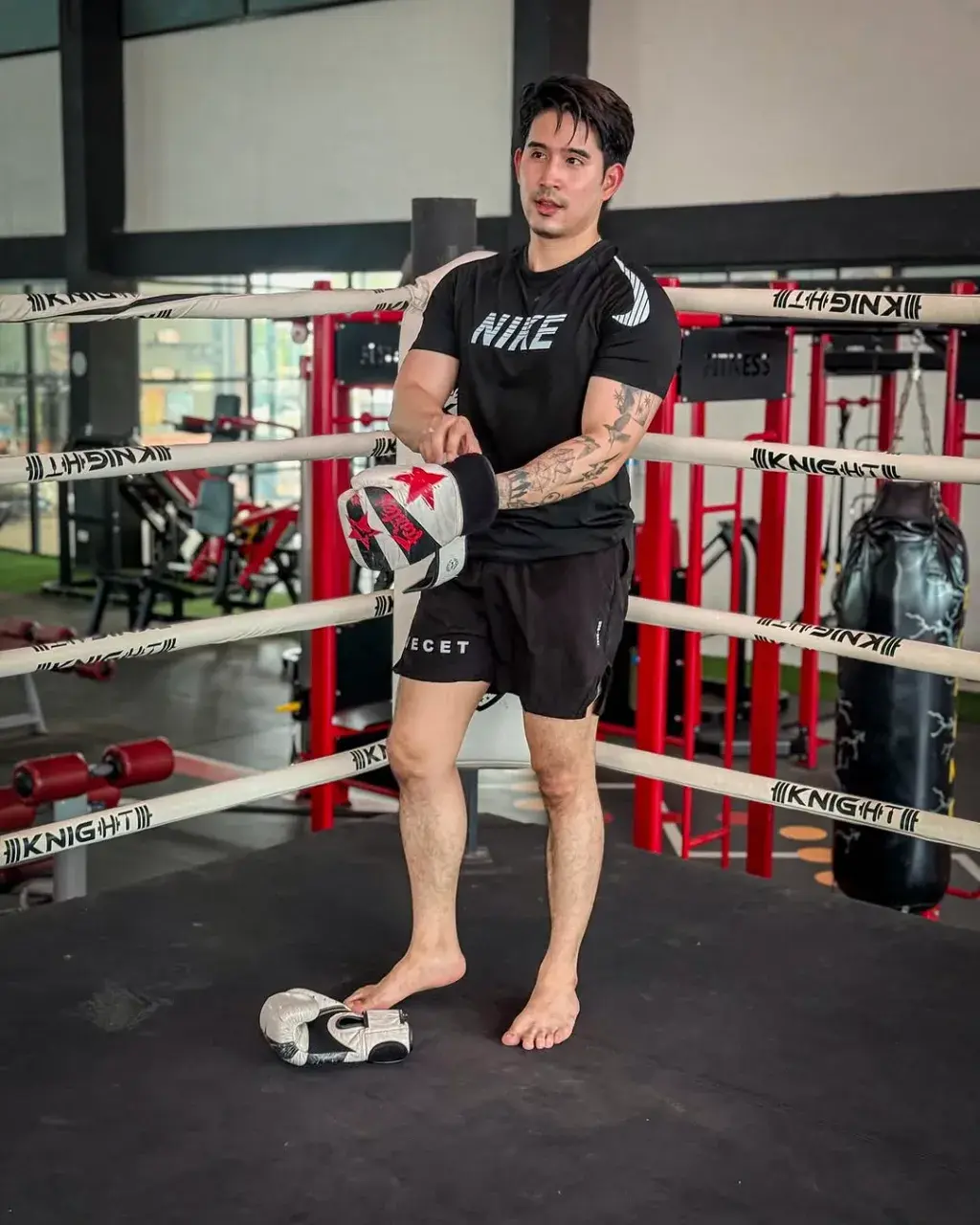 อวยคม มวยโค้ก