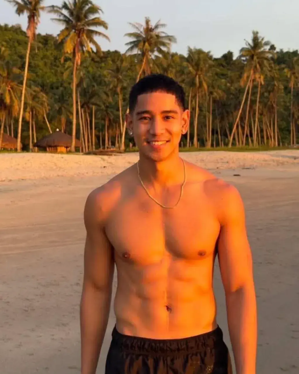 อวยคม มวยโค้ก