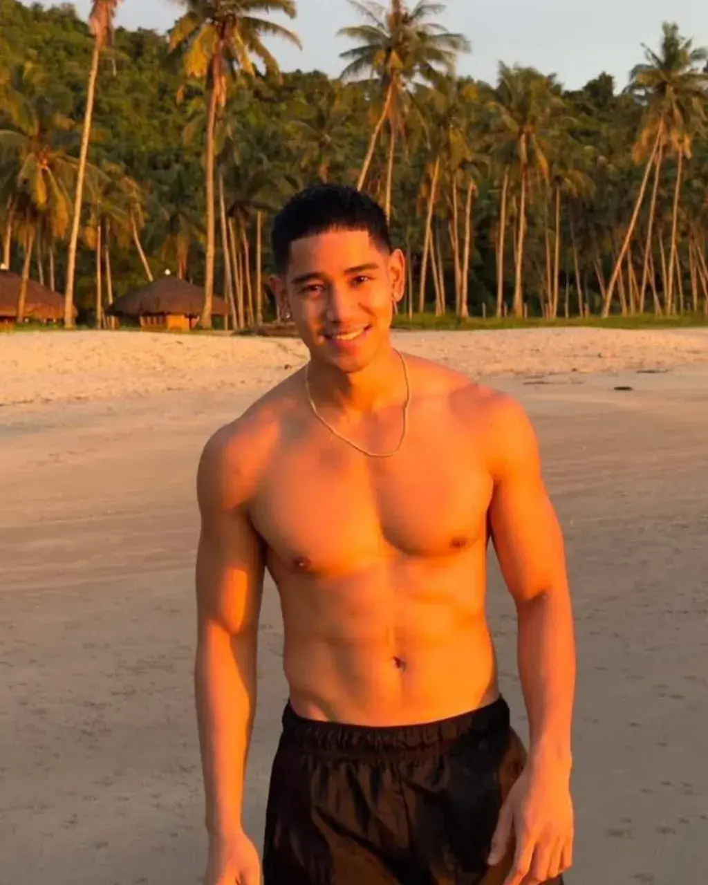 อวยคม มวยโค้ก