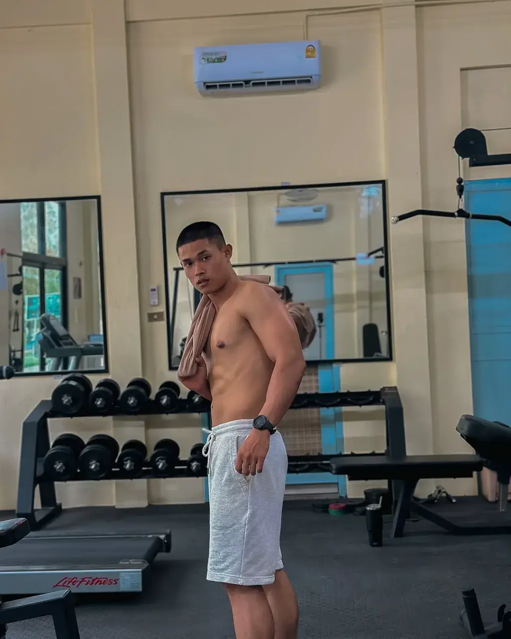 กลิ่นพลังเหลือล้น