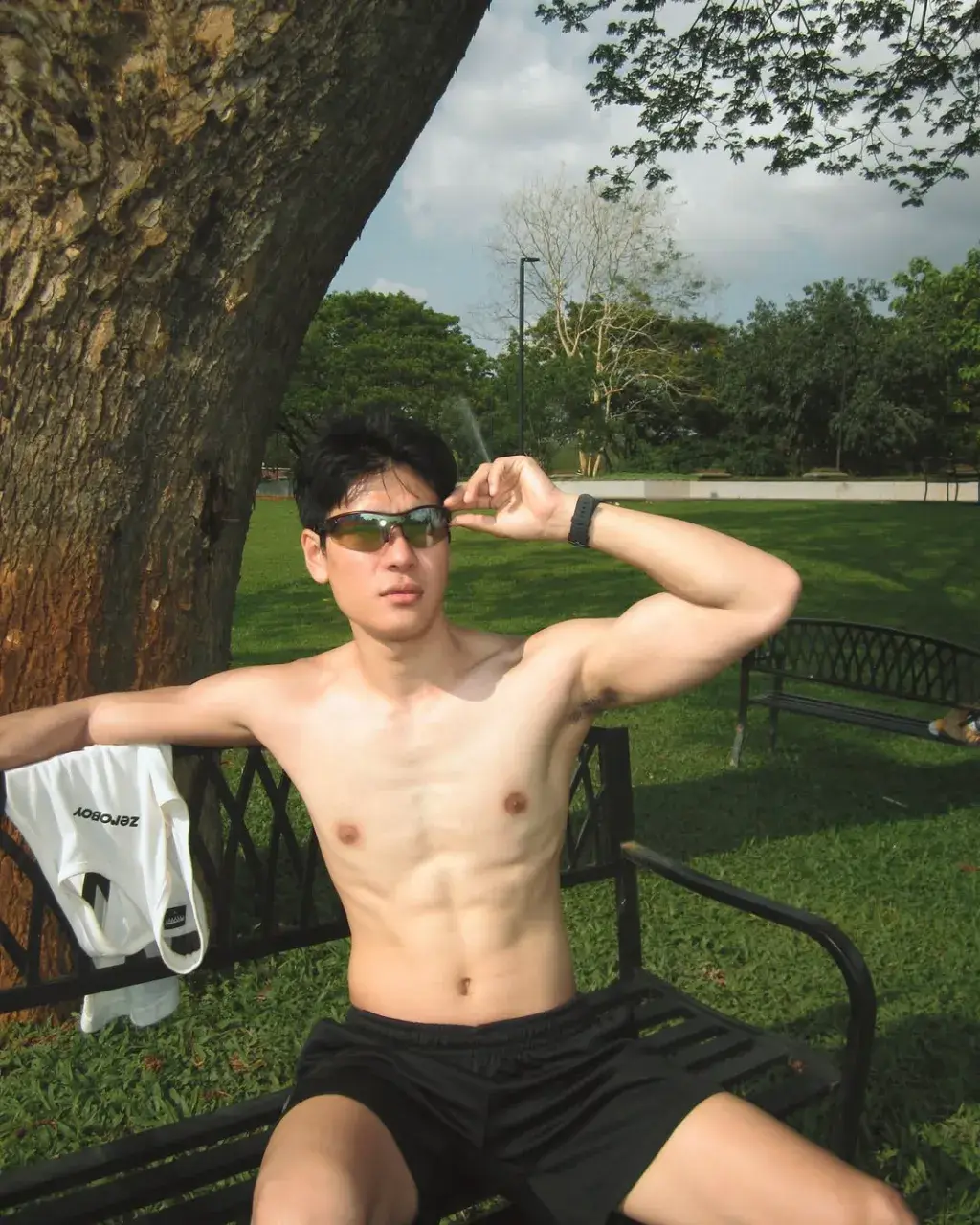 สวาทรักหนุ่มหล่อ