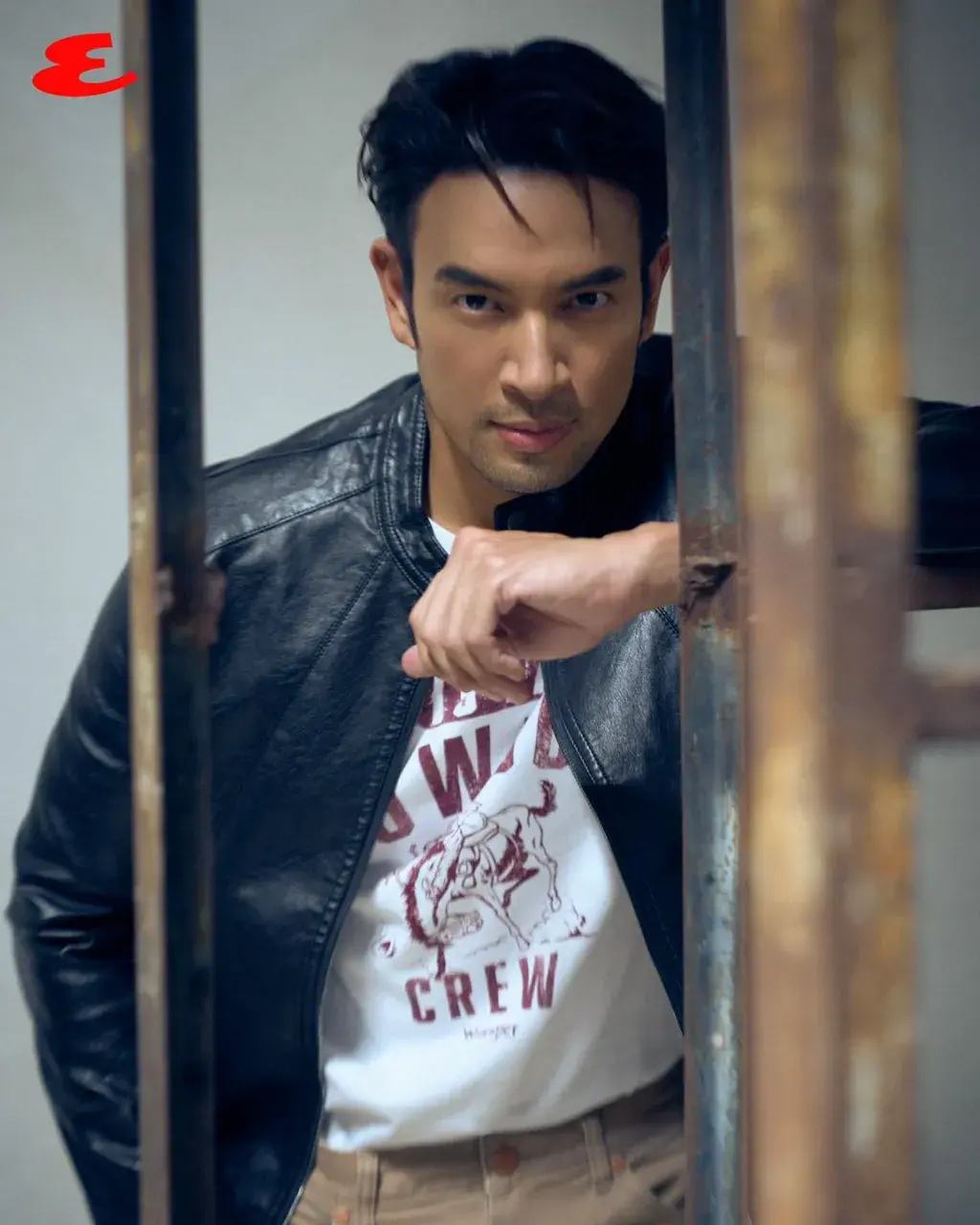 ทรงดุดัน