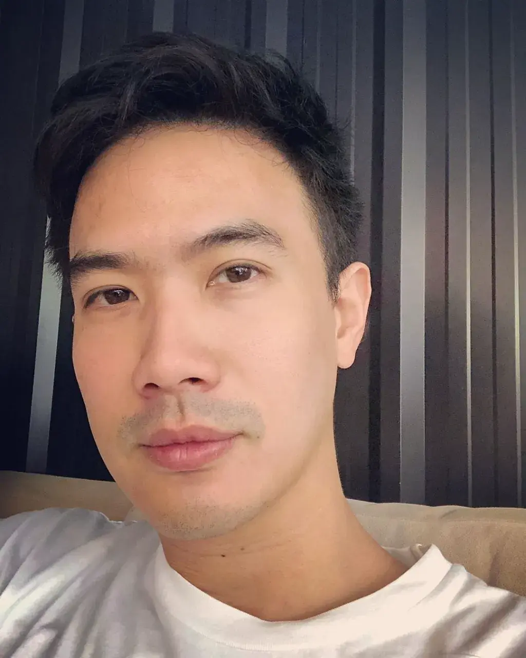 ทรงดุดัน