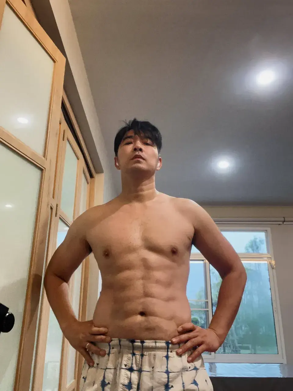 ทรงดุดัน