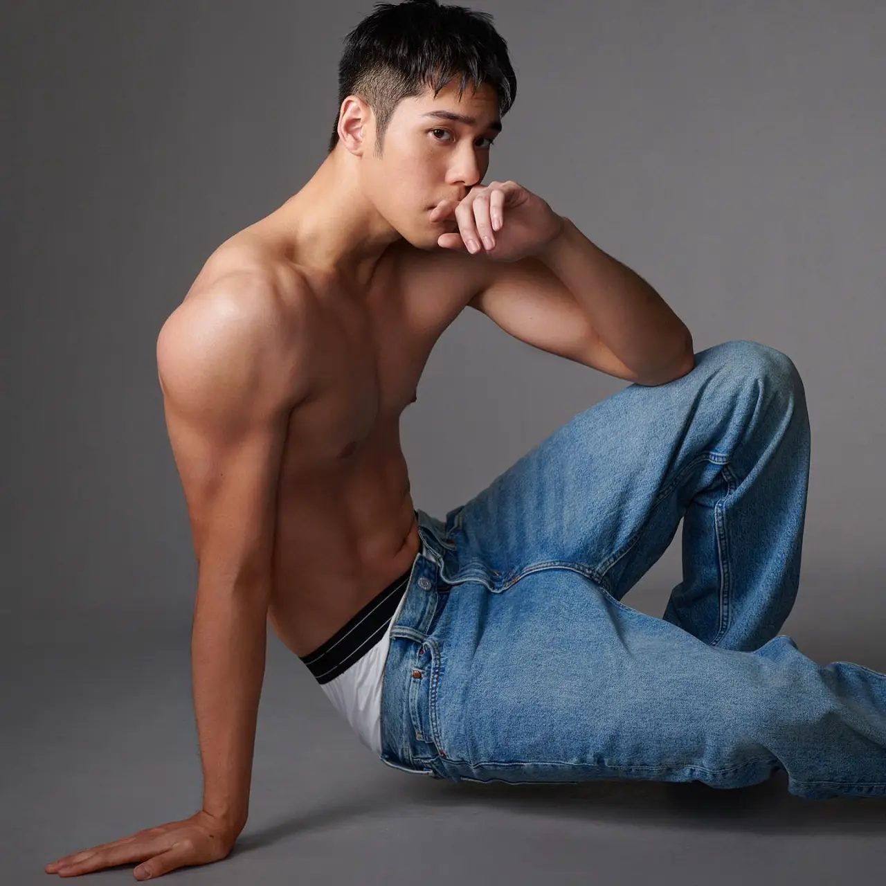 Singer : 周予天 - Alex Chou