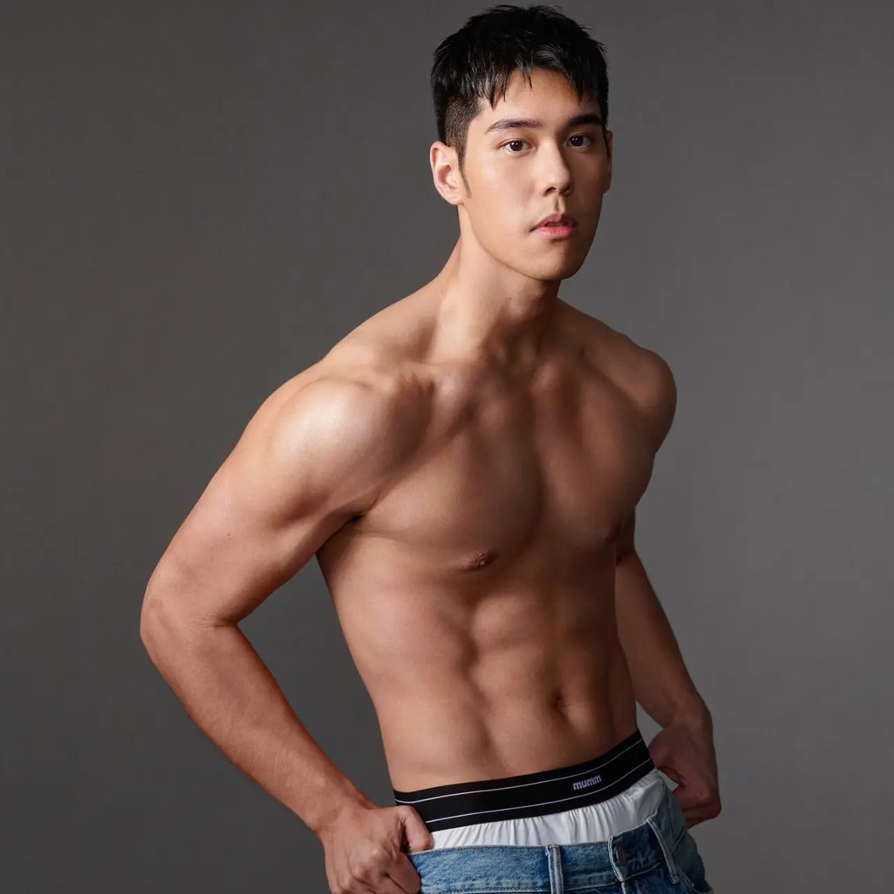 Singer : 周予天 - Alex Chou