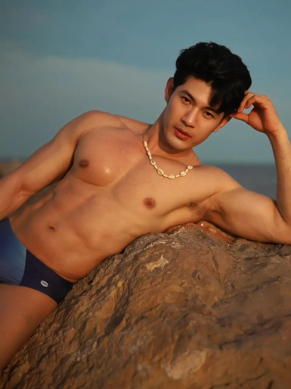 Swimsuit : Bee Tawanchat