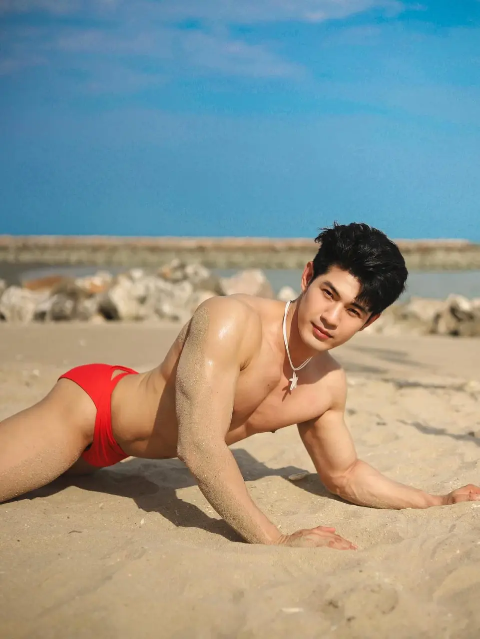 Swimsuit : Bee Tawanchat