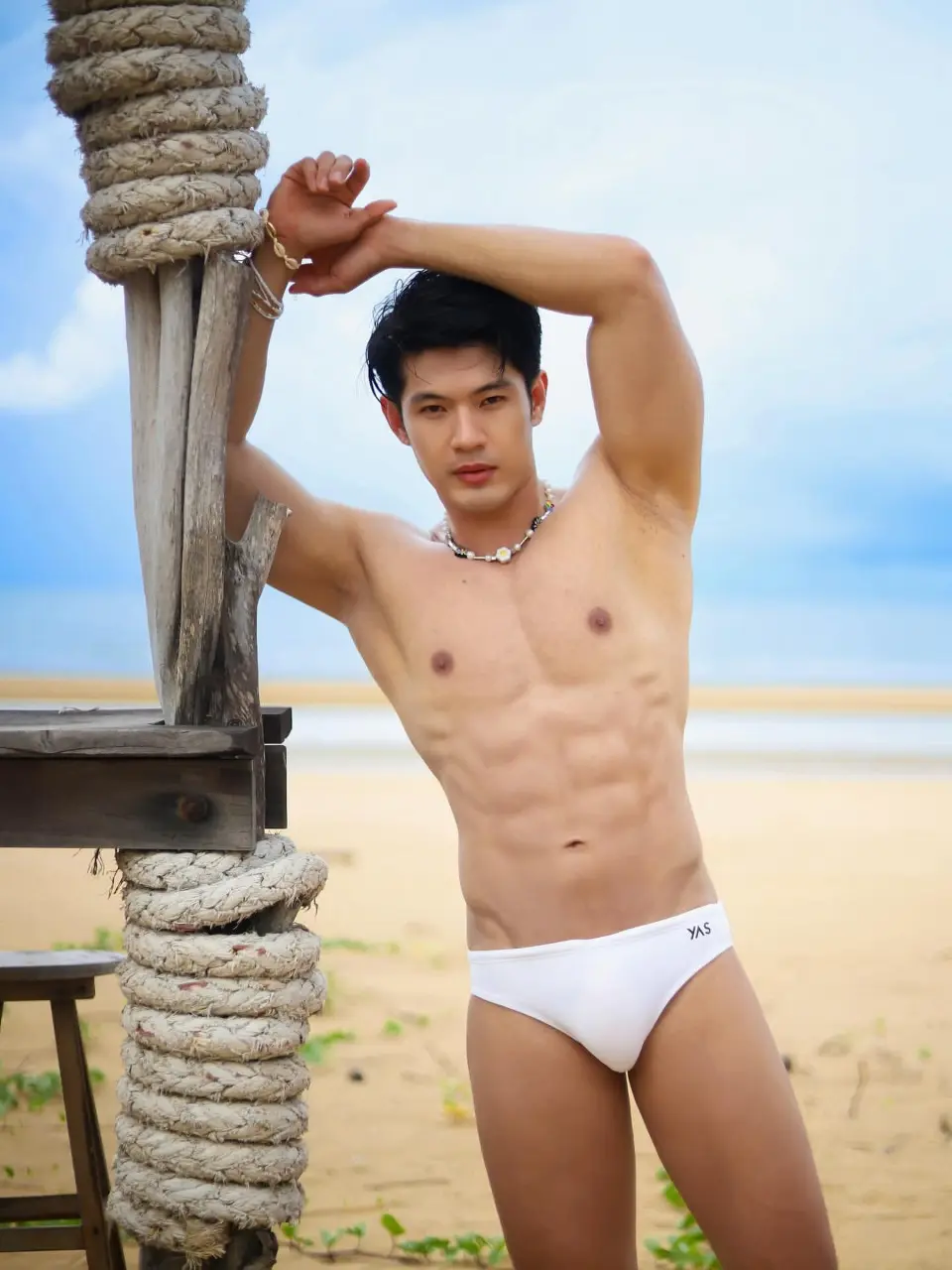 Swimsuit : Bee Tawanchat