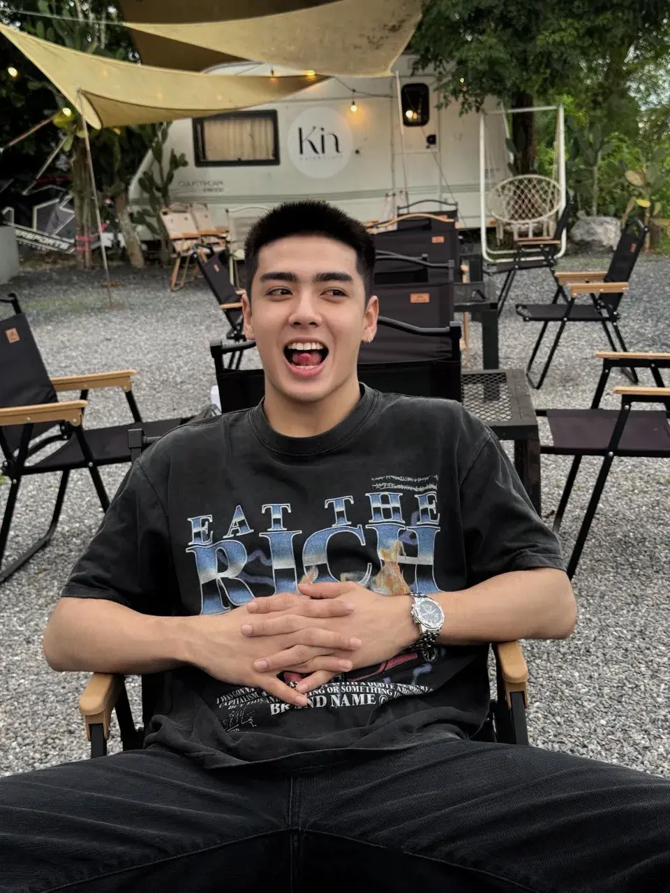 แซ่บยันปลายลิ้น