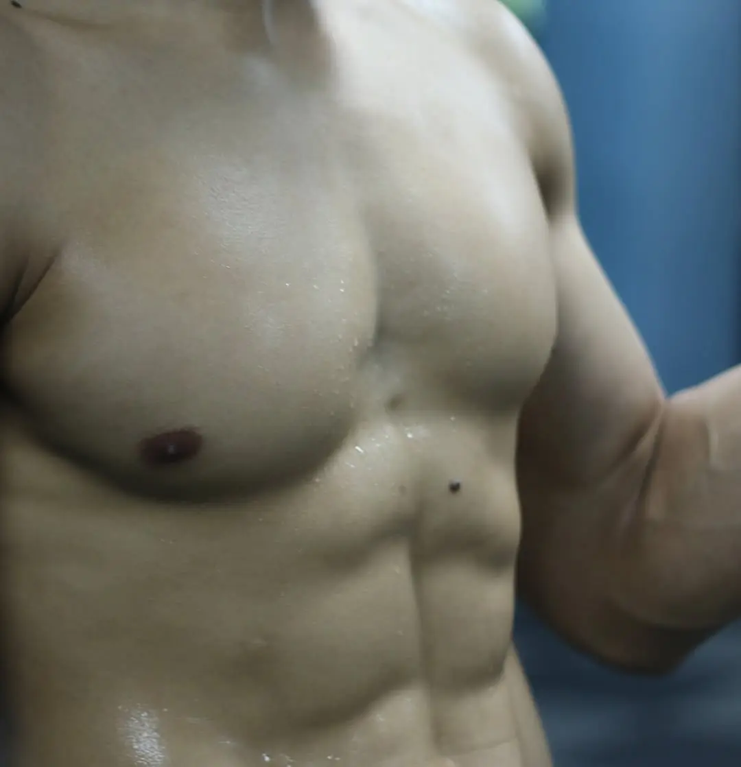 แซ่บยันปลายลิ้น