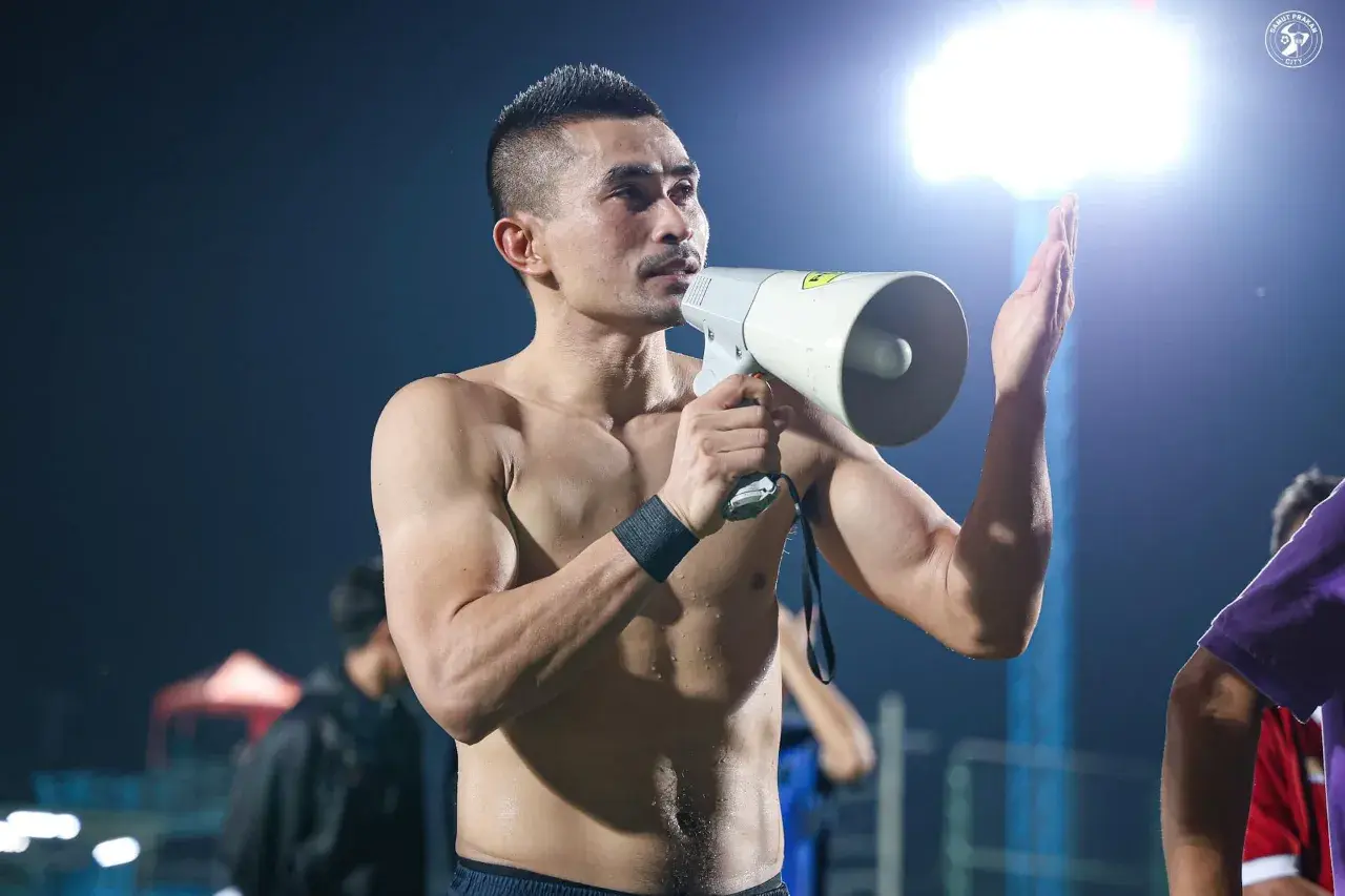 อยากกินส่าหร่ายห่อไข่พ่อจัง