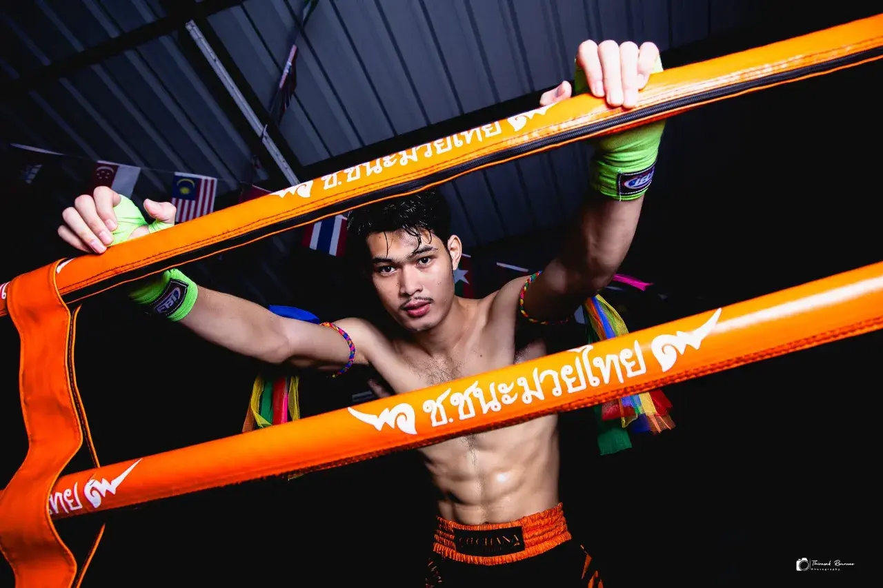 พลังมวลน้ำมหาศาล