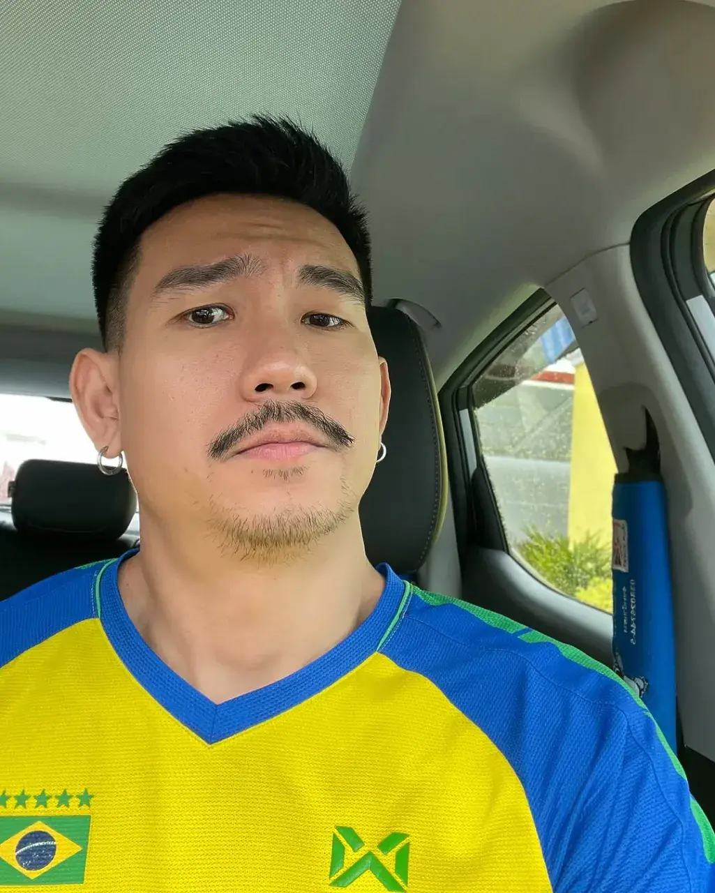 เสวหนวดเธอ