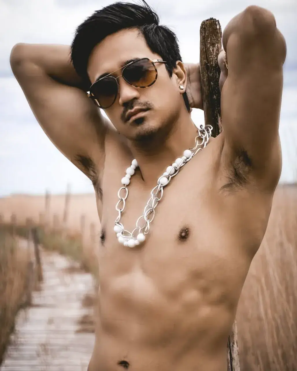 ทรงแด๊ดxทรงผัว/