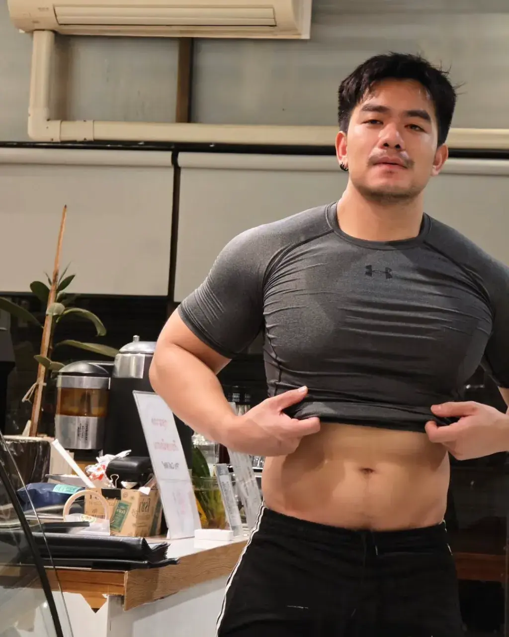 ทรงแด๊ดxทรงผัว/