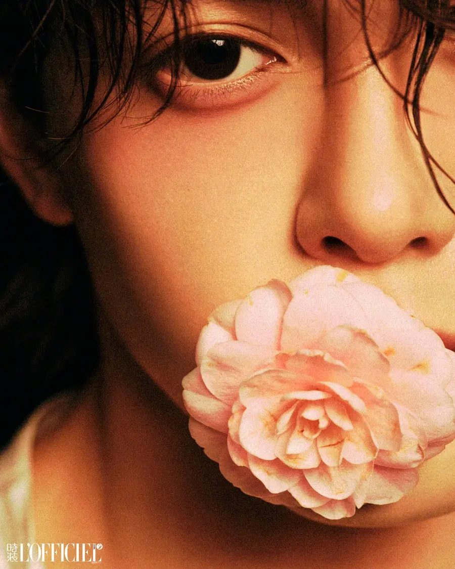 Zeng Shunxi @ L'OFFICIEL China April 2025