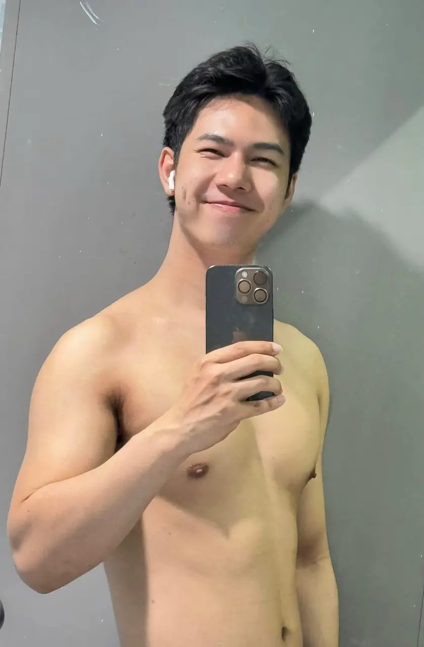 Cool and cute guy : อาร์ม โคโดโมะ (Arm mayer)