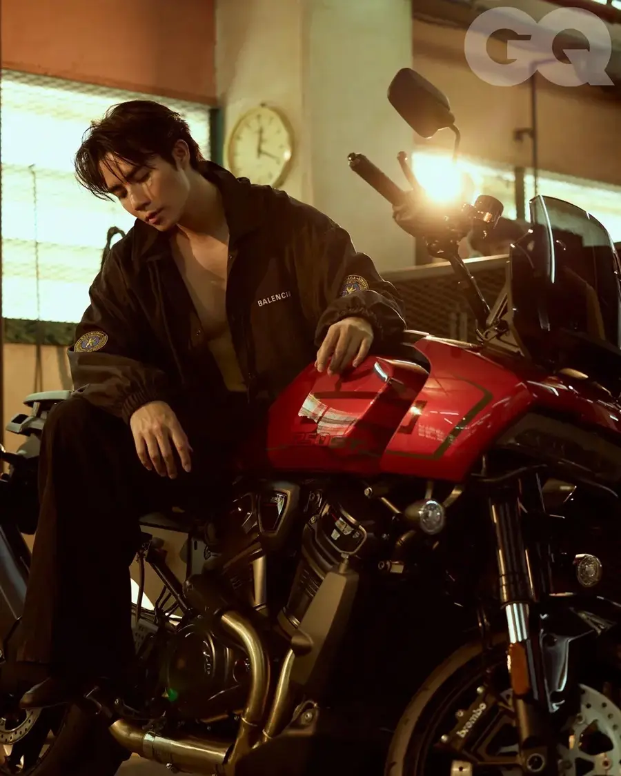 ซี พฤกษ์ @ GQ Thailand May 2025