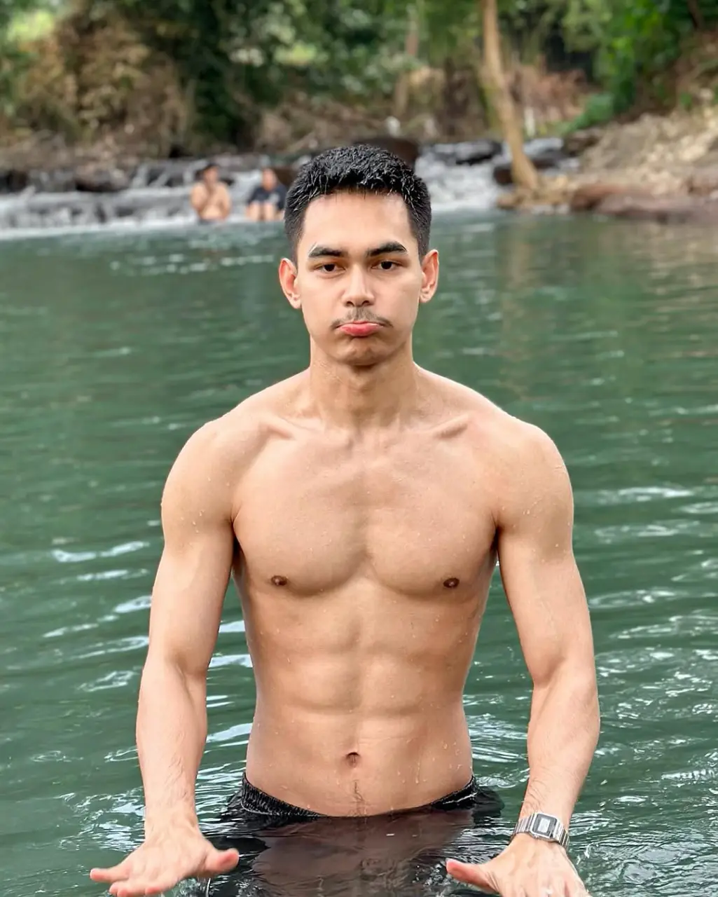 Cool and cute guy : R A C H A N O N