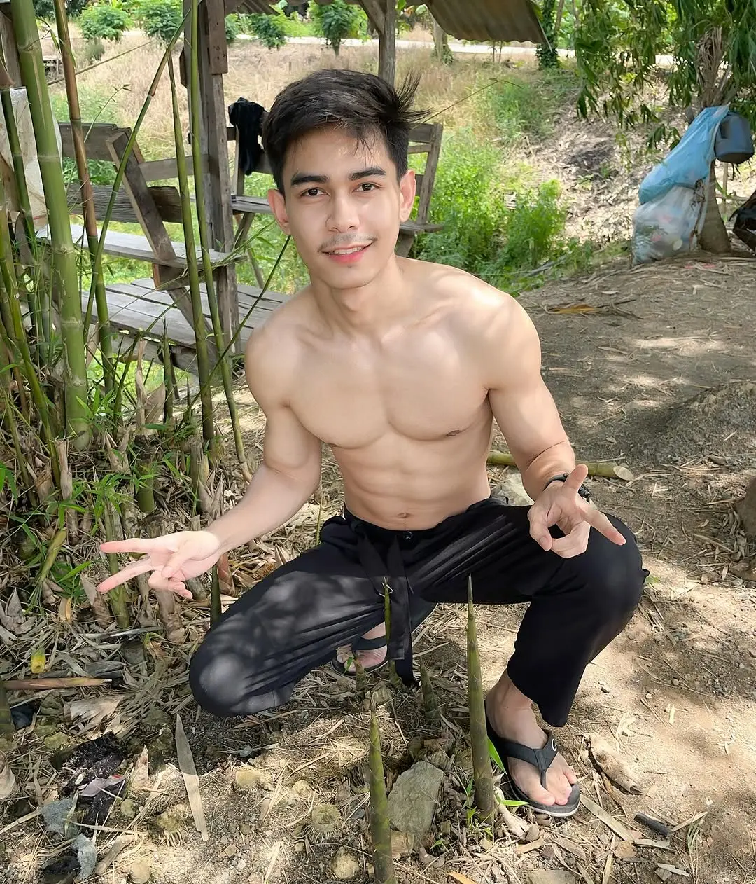 Cool and cute guy : R A C H A N O N