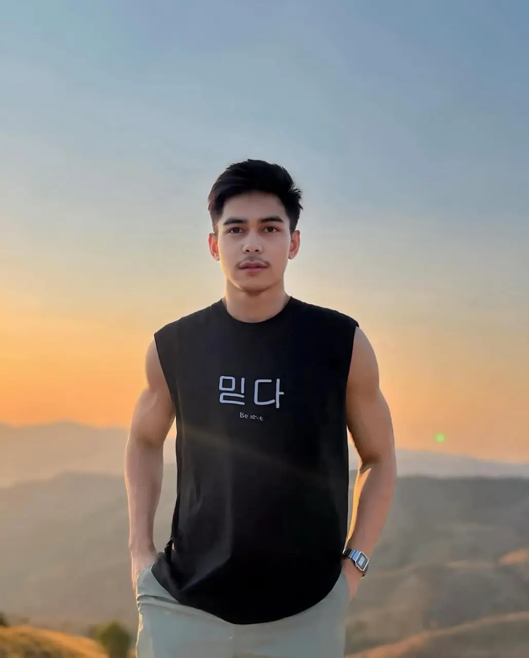 Cool and cute guy : R A C H A N O N