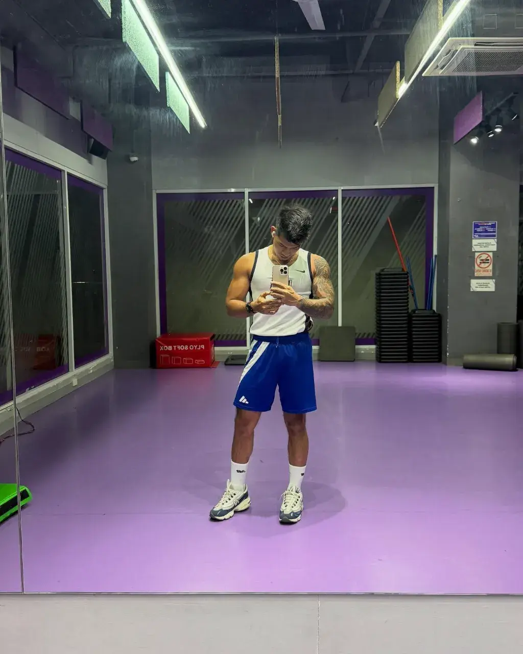 เท่ห์มากผัวขาาา