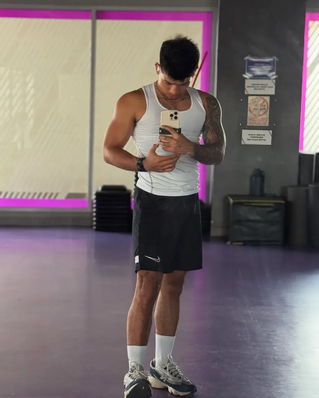 เท่ห์มากผัวขาาา