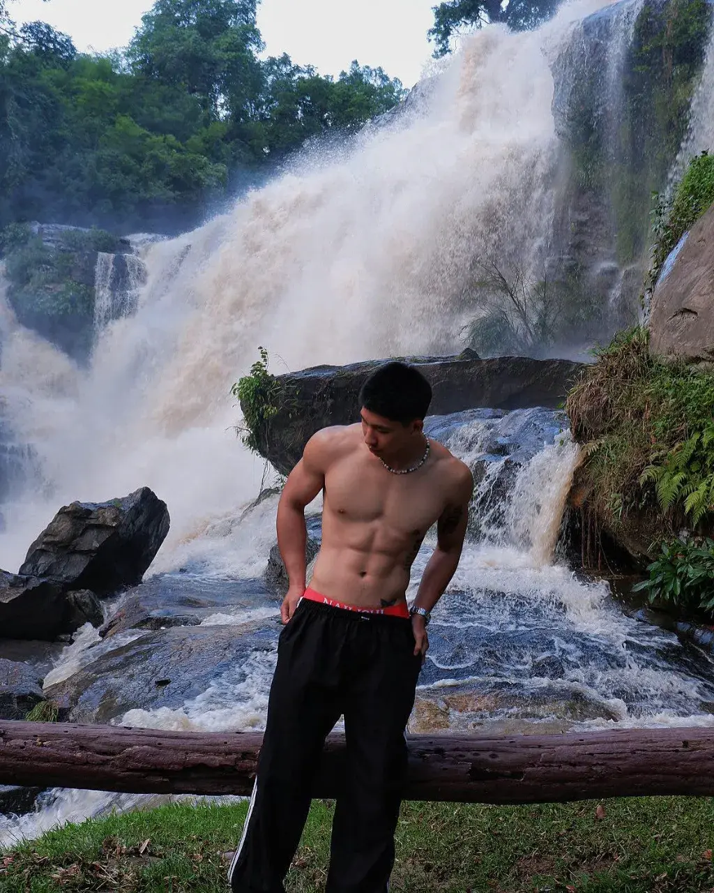 หญ้าอ่อนช่างร้อนแรง