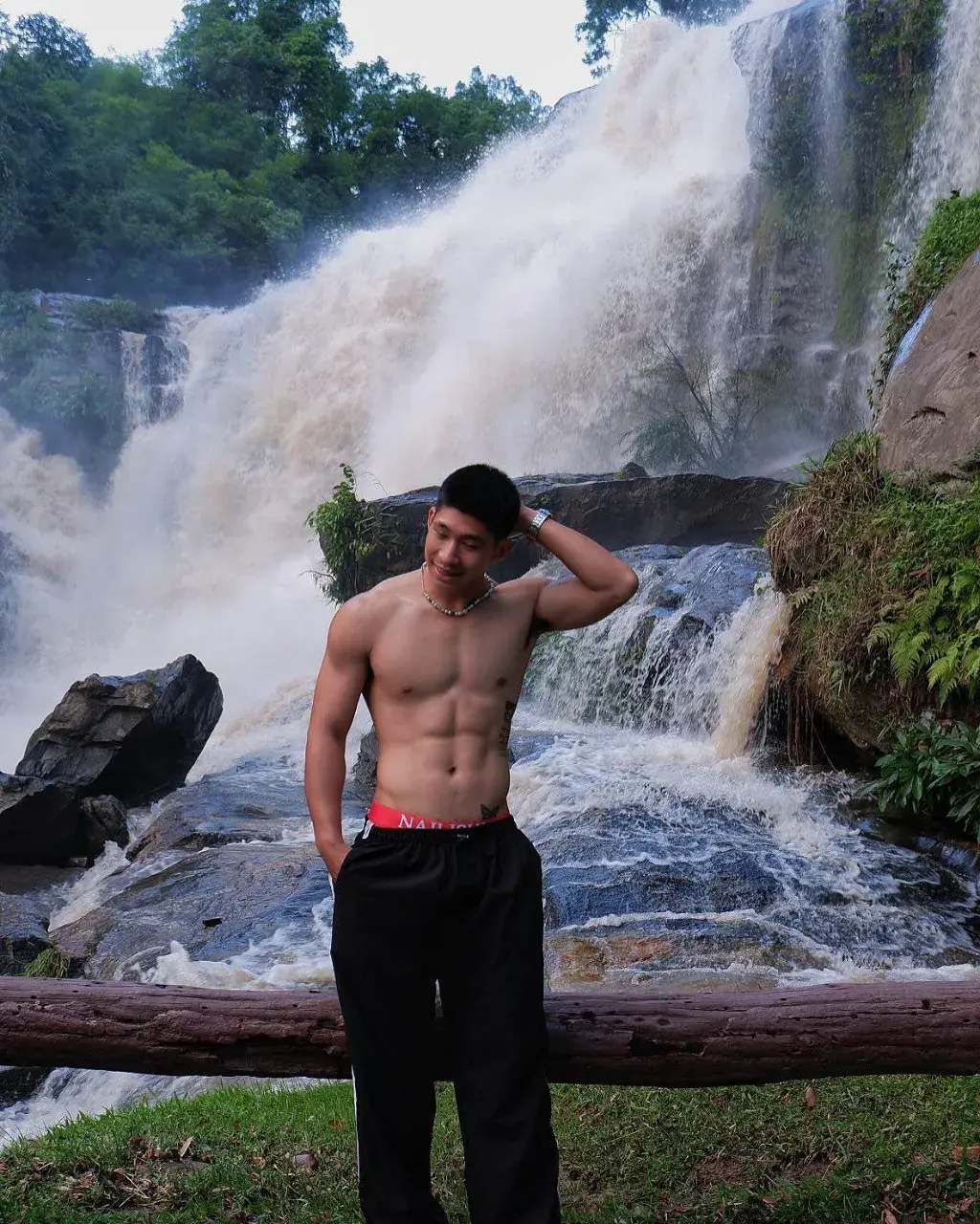 หญ้าอ่อนช่างร้อนแรง