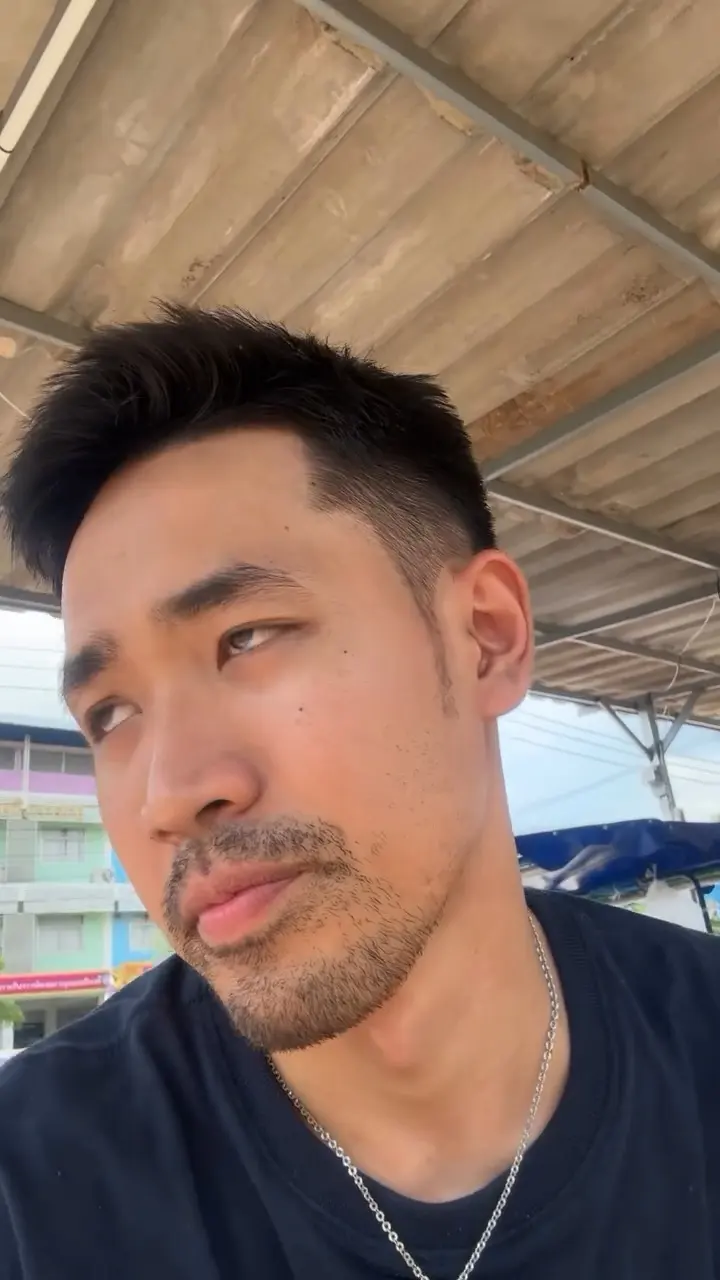 จั๊กะจี้หนวดผัวจัง